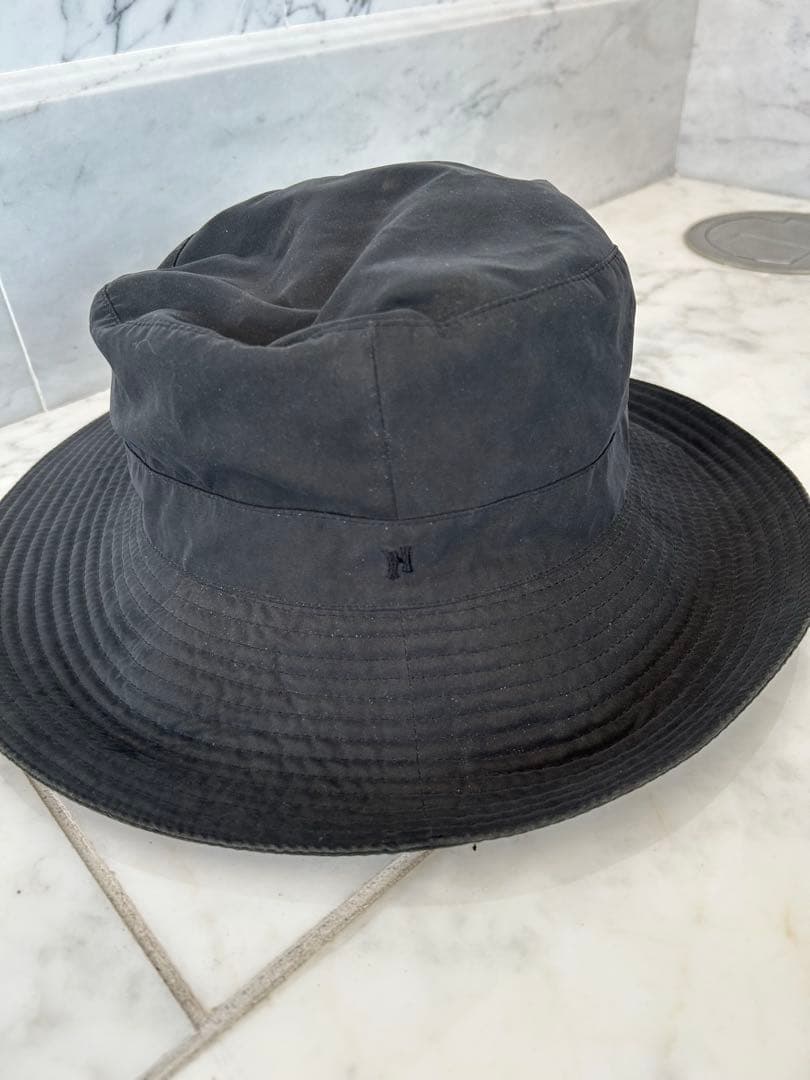 M1207様HERMES ブラック ロゴ付きアウトドアハット 57