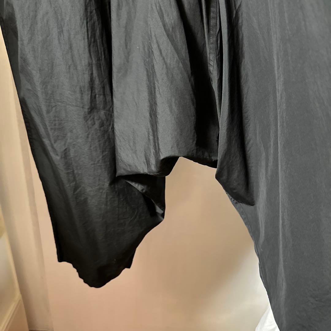 ヨージヤマモト変形サルエルパンツ、ニットのに点