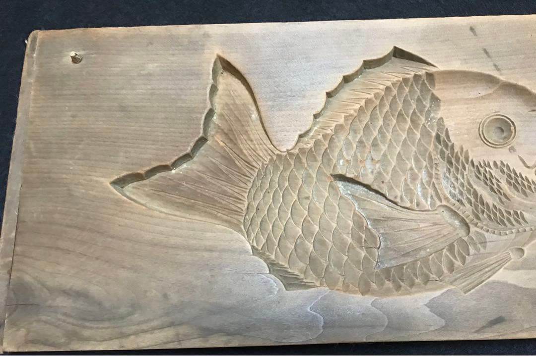 見事な大ぶり鯛菓子型　めでたい骨董