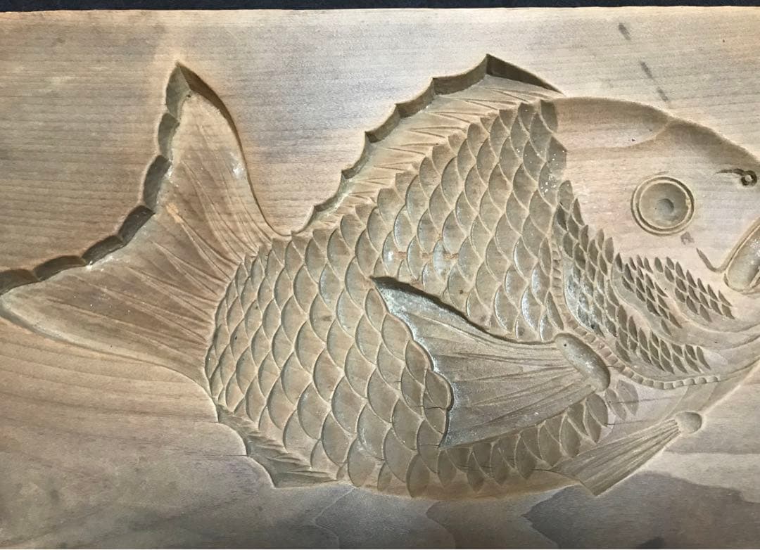 見事な大ぶり鯛菓子型　めでたい骨董