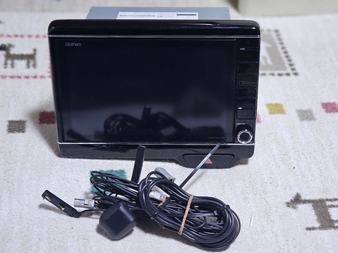 Gathers VXU-185NBi カーナビ ットセキュリティコード付き
