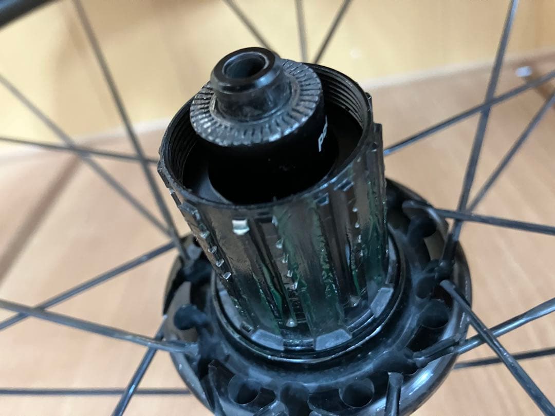 GIANT SLR1 42mm フックレスリム　チューブレス