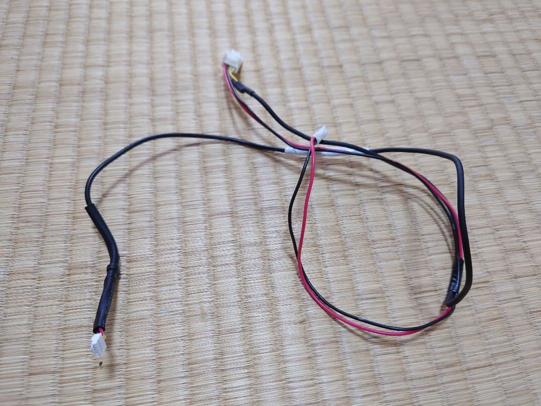 C27セレナ　サイバーナビ CE902SE