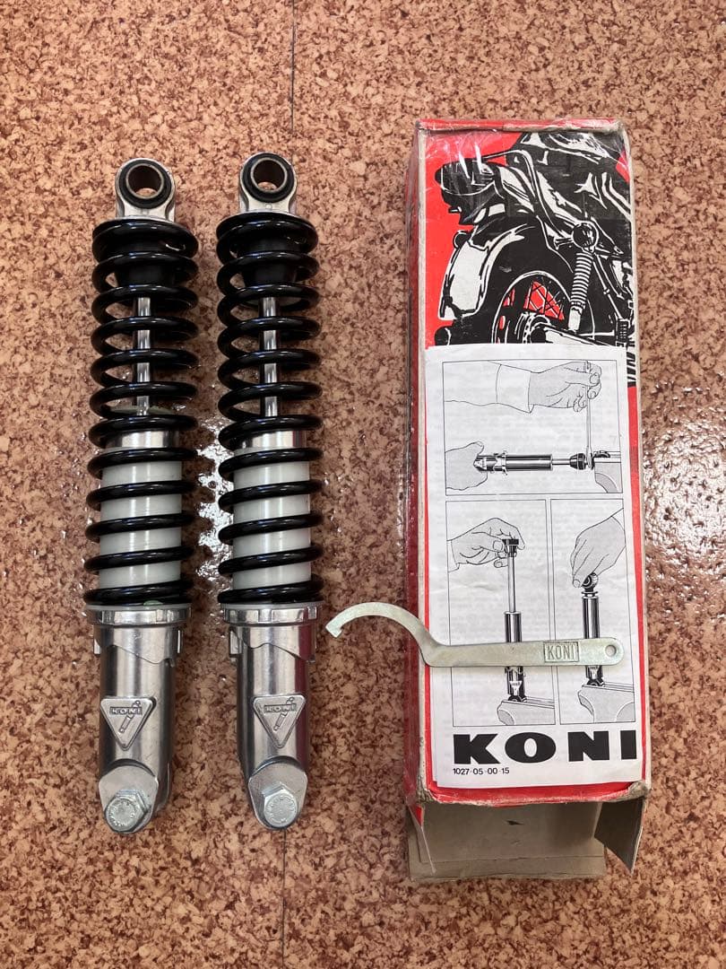 KONI 76K1302(ヨンフォア用320mm) 新品　箱付き