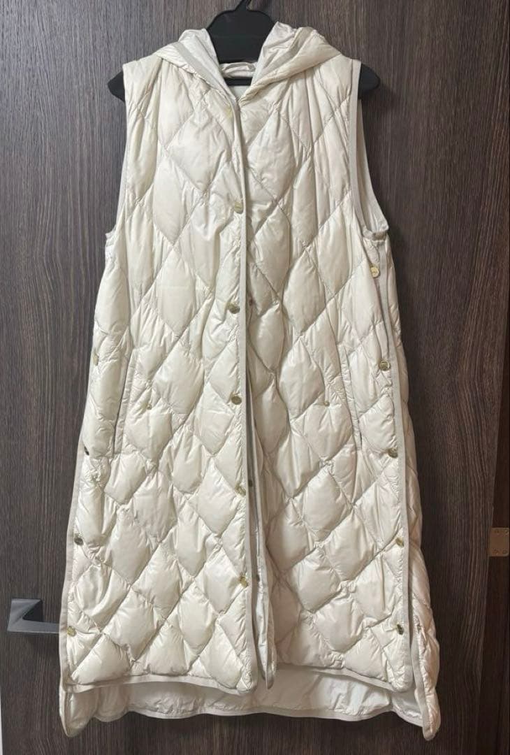 【マロン】MaxMara ETRETI テクニカルキャンバスダウンジレ