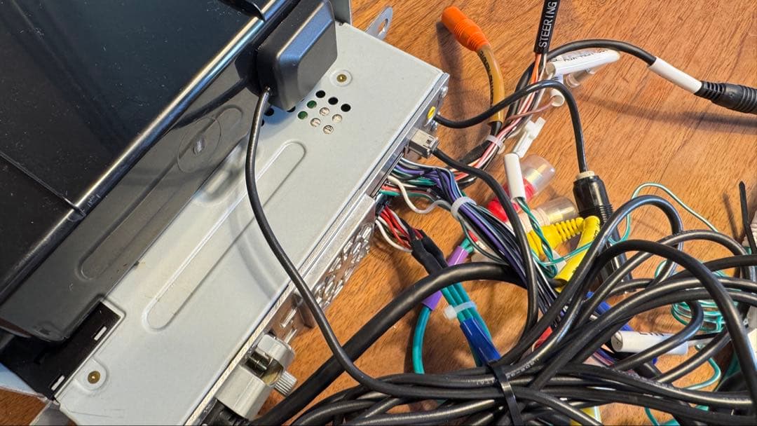 ALPINE DAF11Z カーナビ 大画面タッチパネル