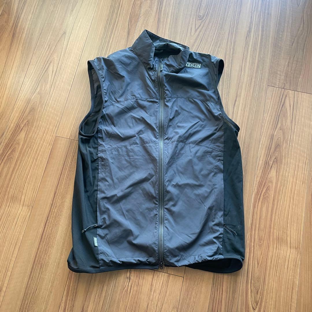 CHROME（クローム）D. ZIP WIND VEST Mサイズ