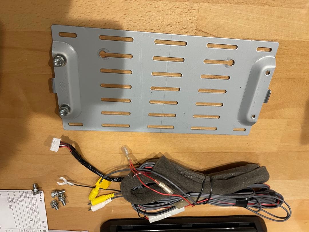 カロッツェリア TVM-FW1020-B 10.2V 折りたたみ式『 W 』