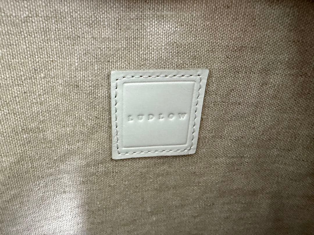 LUDLOW ラドロー スカラップ ラフィア トートバッグM 白