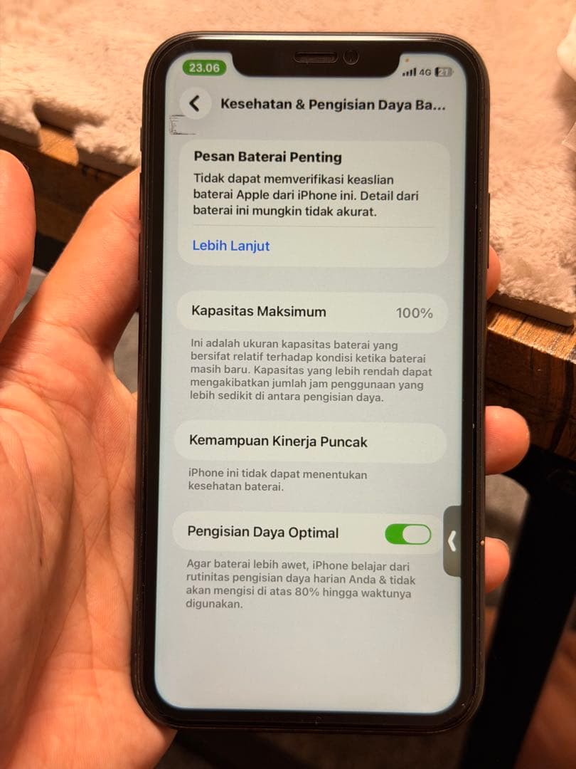 猫*様 Apple iPhone 11 スペースグレー 本体