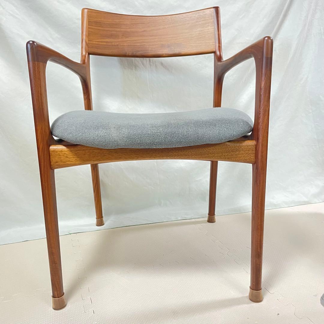 AMOCC ダイニングチェア ウォールナット 無垢 グレー 肘付き 椅子