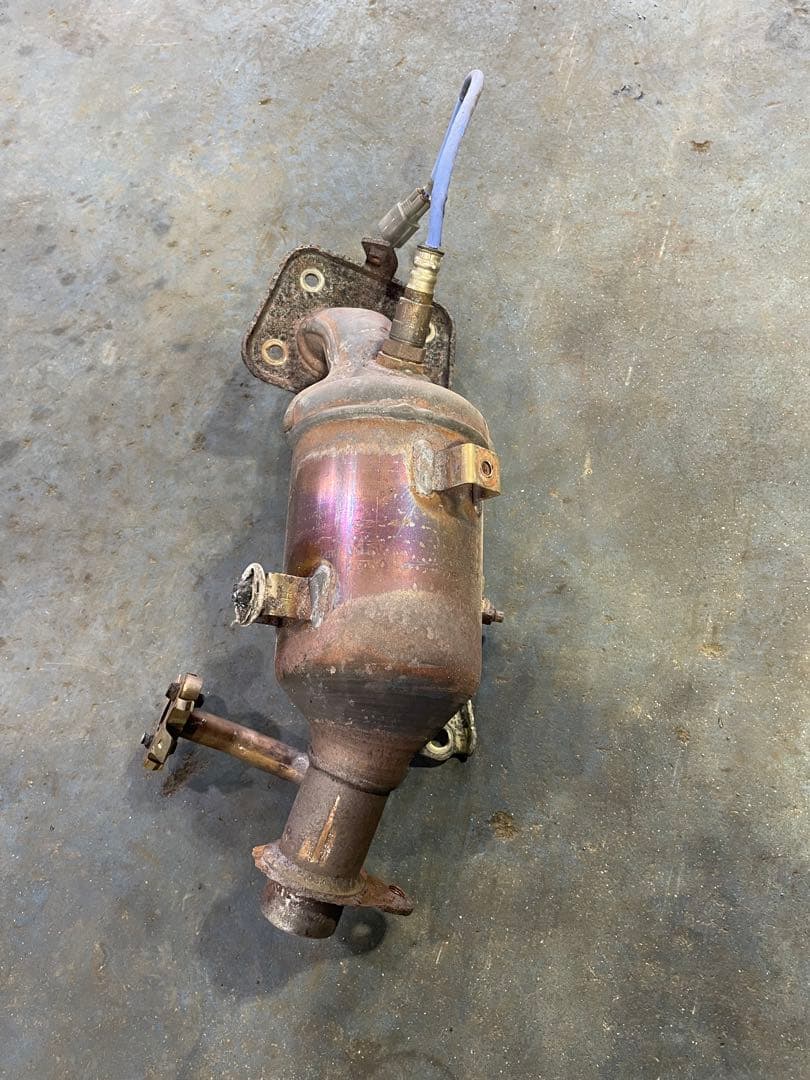 触媒　コンバータ　パッソ　マフラー