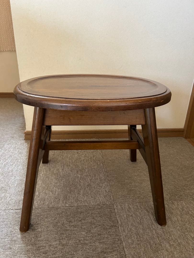 最高級の木製チェアー　テーブルとしても。一生物です。