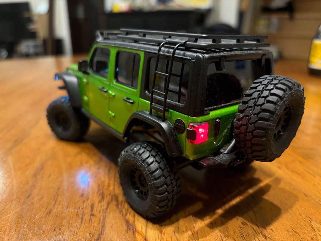 ミニッツ　4×4 ジープ　ラングラー　ルビコン　中古品　アーム社外　LED装着