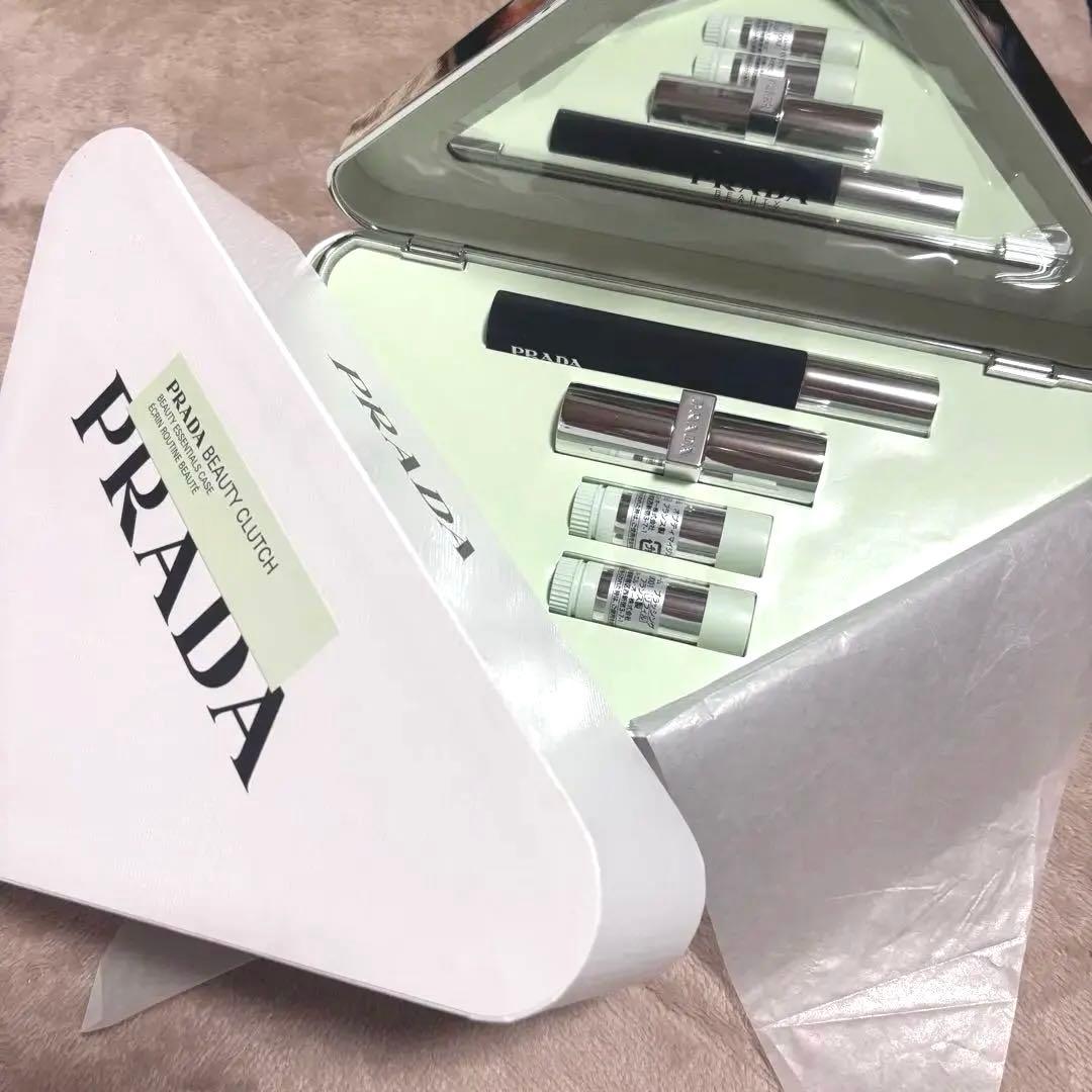 PRADA ビューティークラッチ ホリデー セット