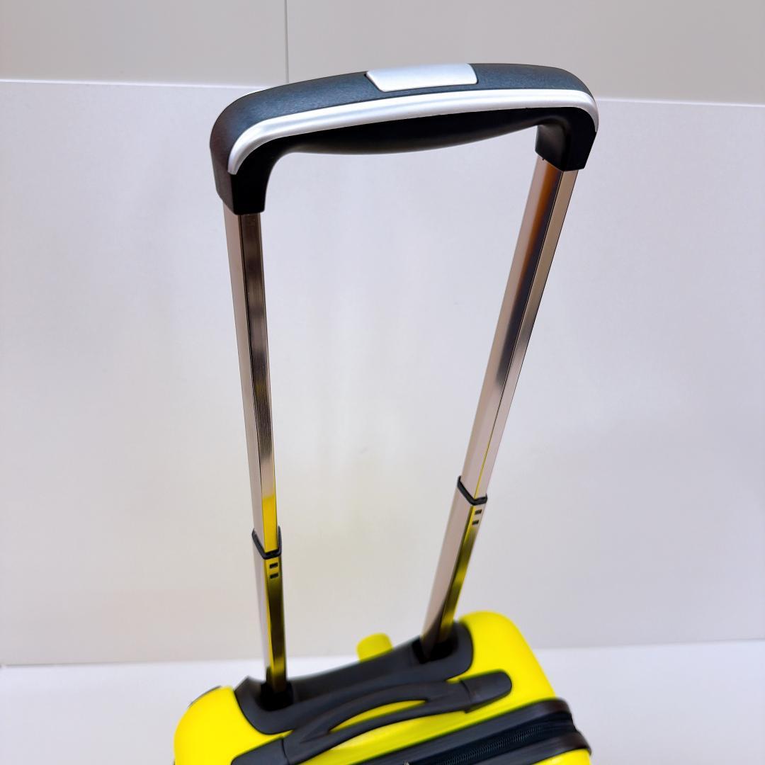 【極美品】noricco のりっこ トラベルケース 4輪 イエロー 子供が乗れる