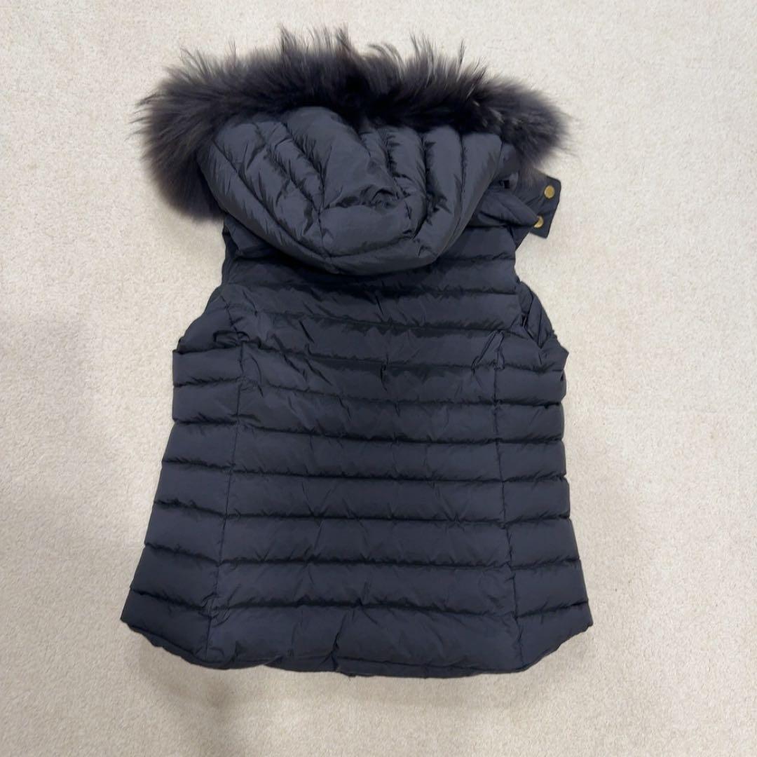 TATRAS ブラック ダウンベスト ファー付き　03