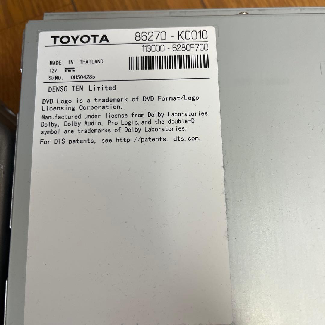 トヨタアルファード、ヴェルファイア用 CD／DVDデッキ86270-K0010