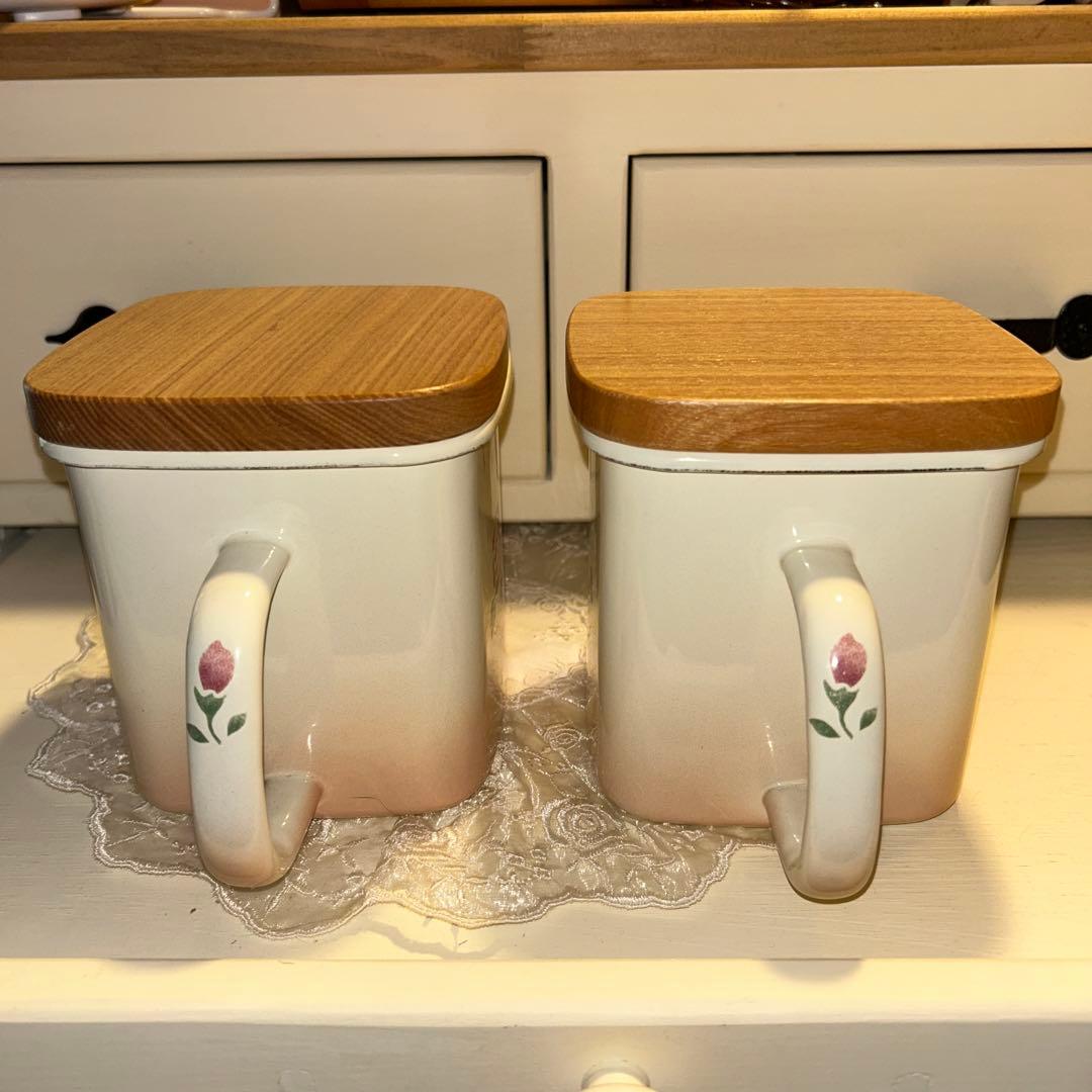 マニーローズ　ホーロー　取っ手付きキャニスター