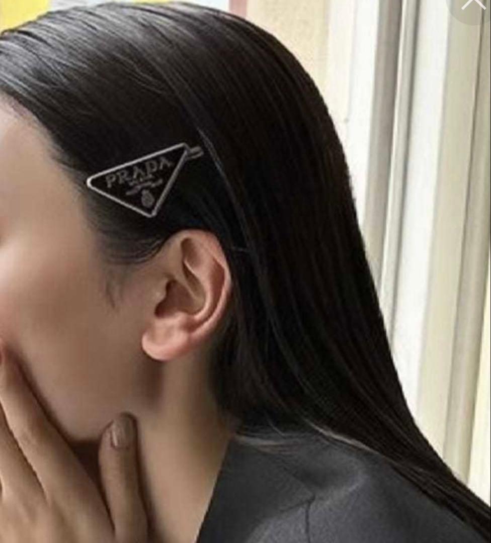 プラダ　ヘアピン　黒　※一本売り