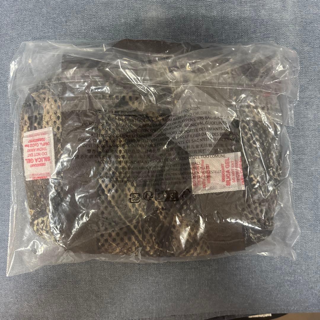 バッグ Supreme Mesh Mini Duffle Bag Camo