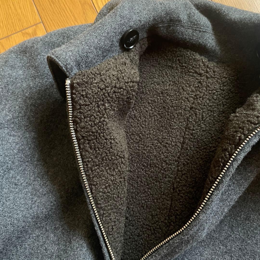 ジャケット・アウター CLANE REVERSIBLE BOA MILITARY CAPE COAT