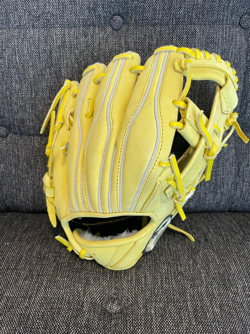 アシックス　ゴールドステージ　軟式用グローブ