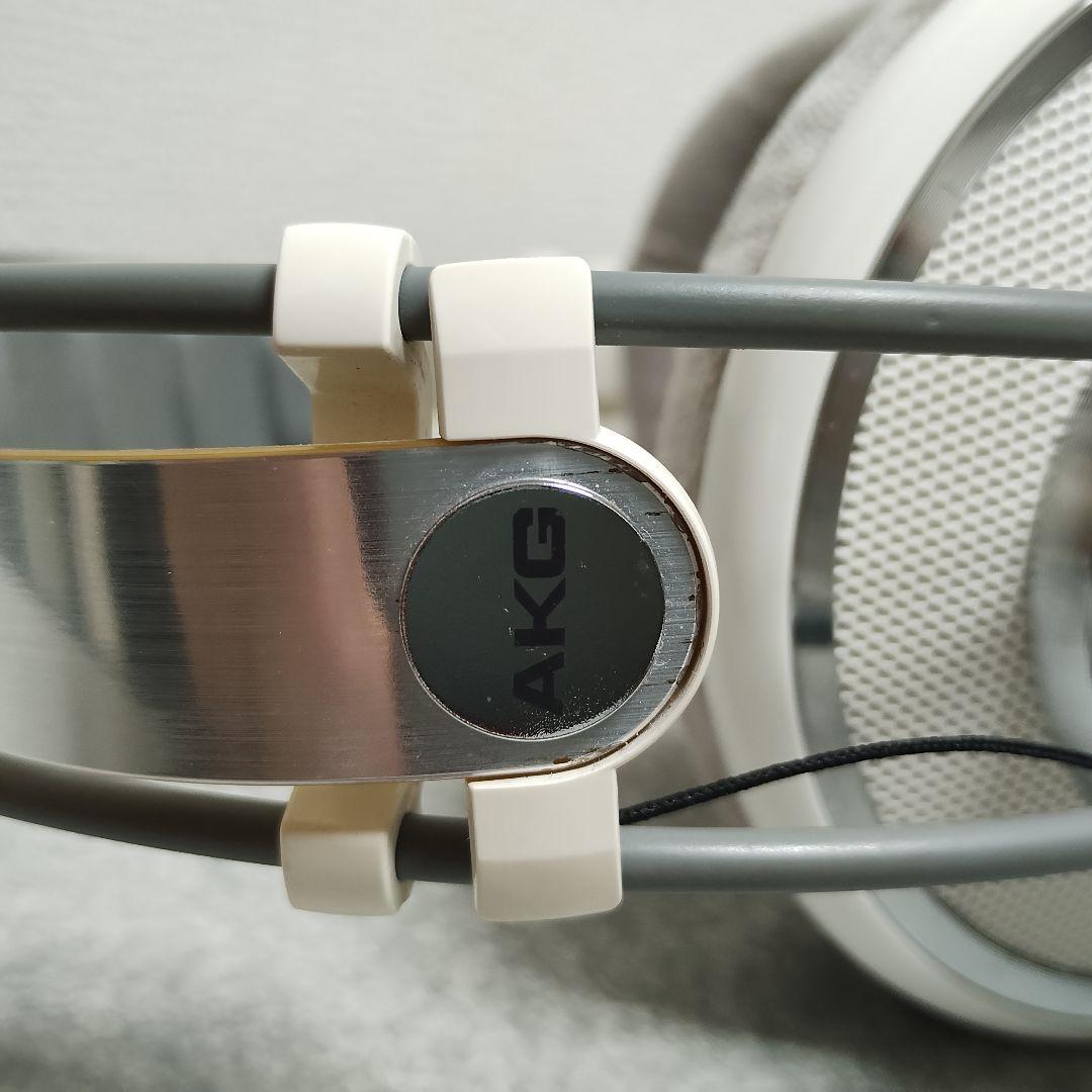 AKG K701 オーストリア製です。