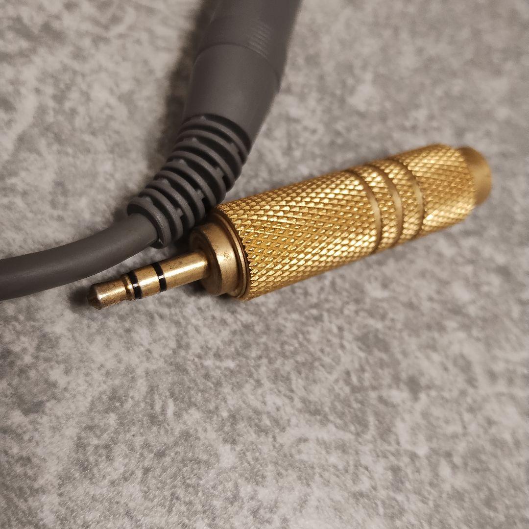 AKG K701 オーストリア製です。