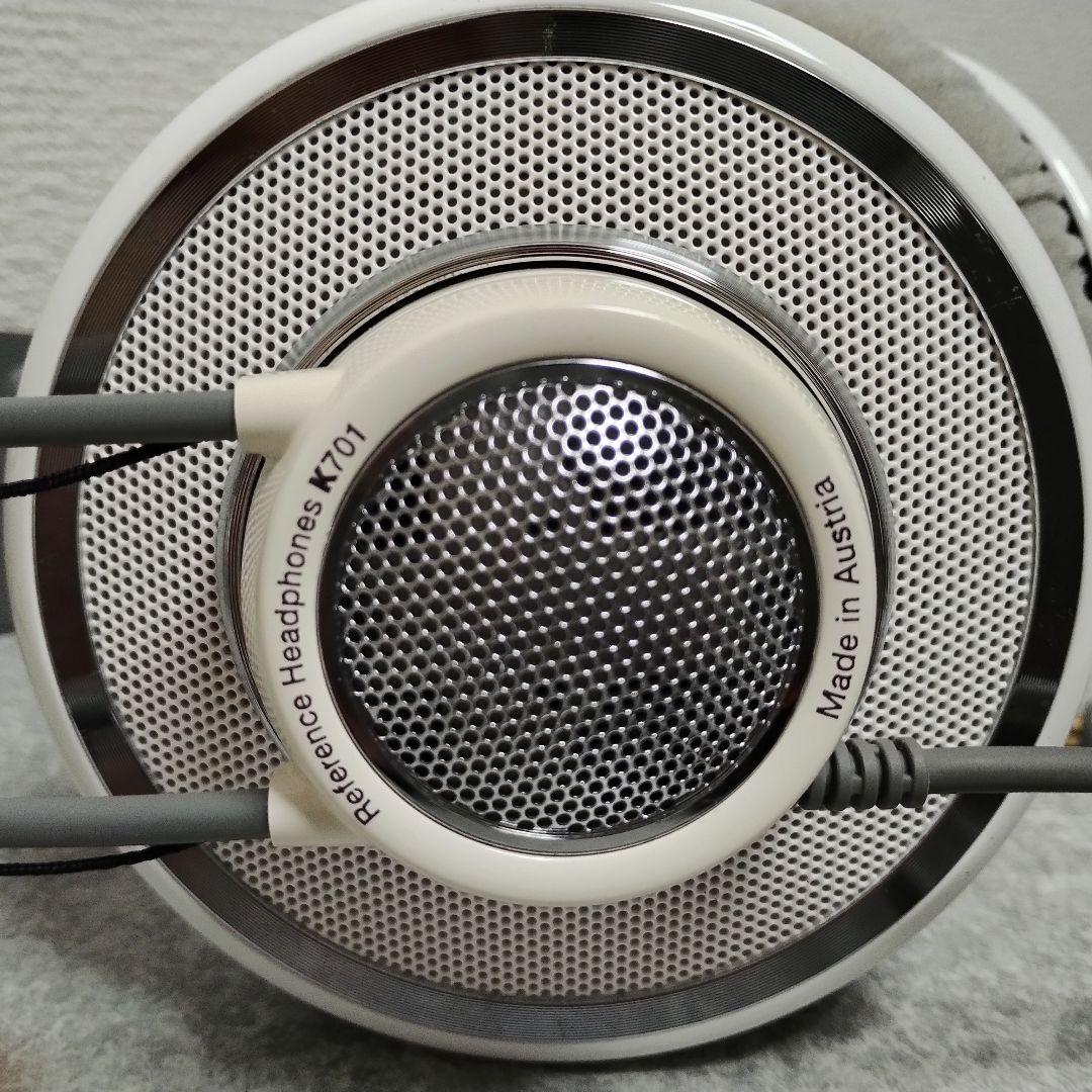 AKG K701 オーストリア製です。