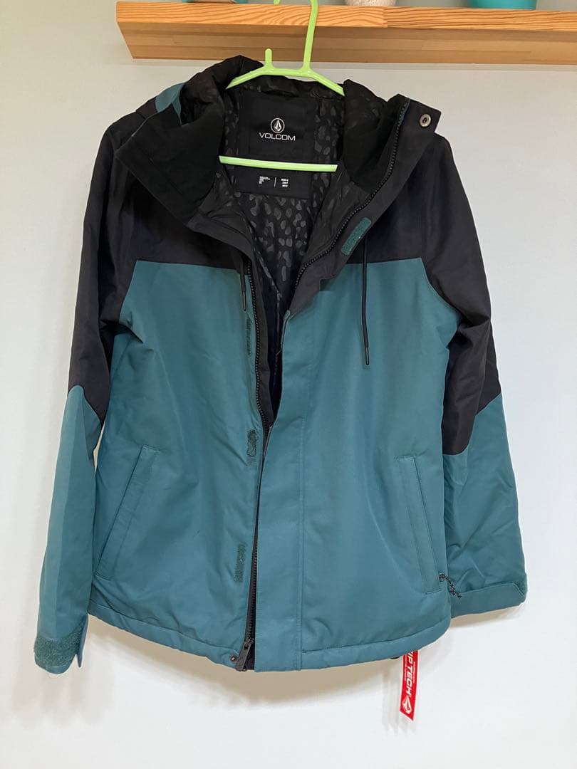 【ボルコム】スノーボードウェア レディース 23-24日本正規品