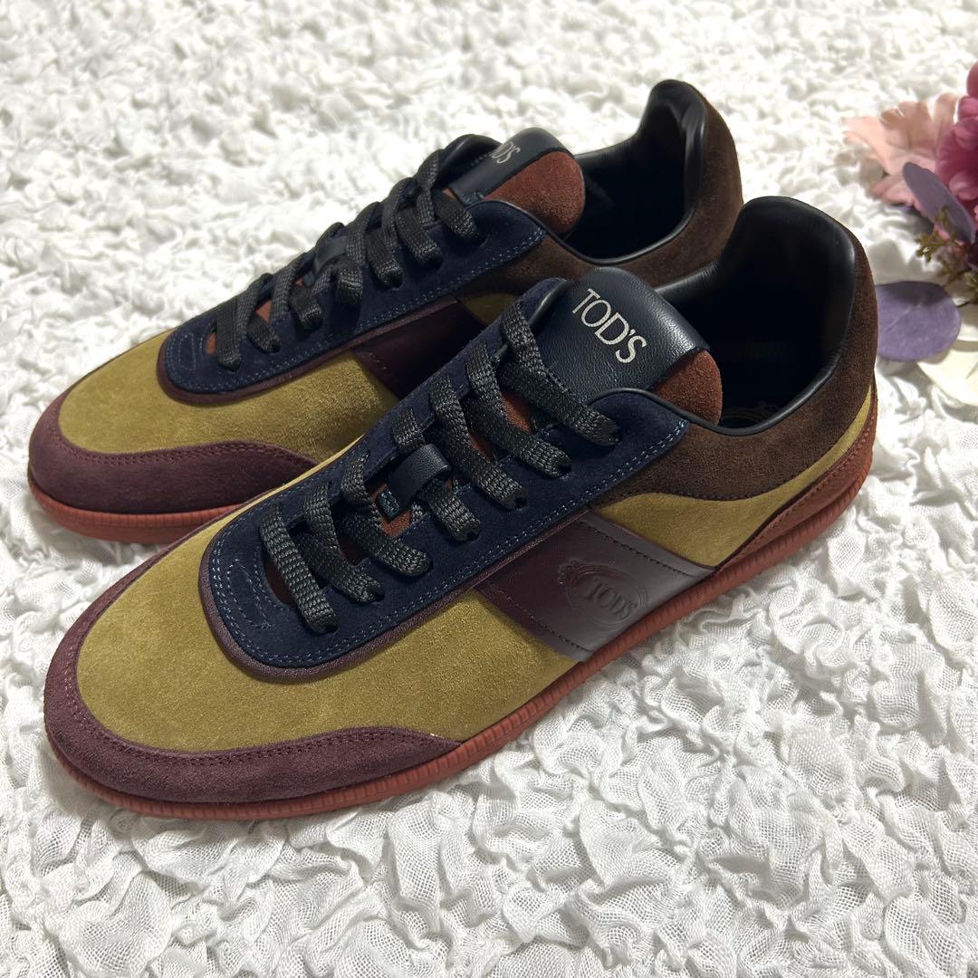 新品✨20AW 定価10.4万円 トッズ ロゴ入り スエード×レザー スニーカー