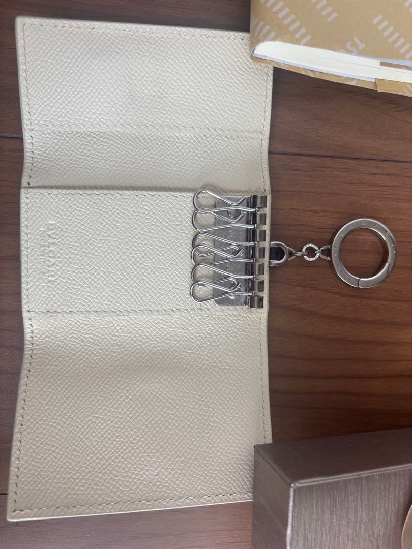 BVLGARI ワインレッド キーケース