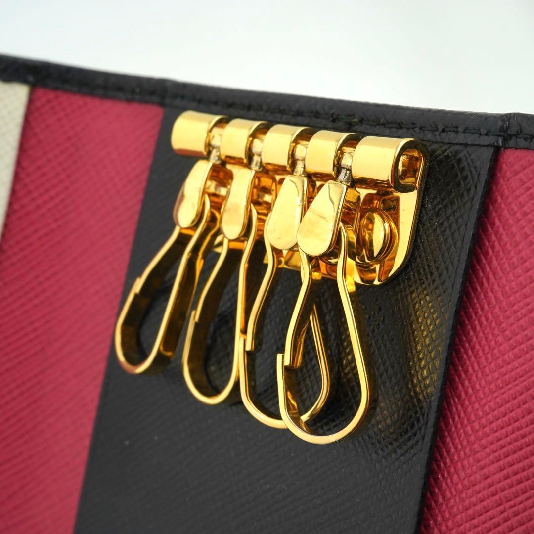 ✨未使用展示品・箱付き✨　PRADA キーケース　4連　サフィアーノレザー