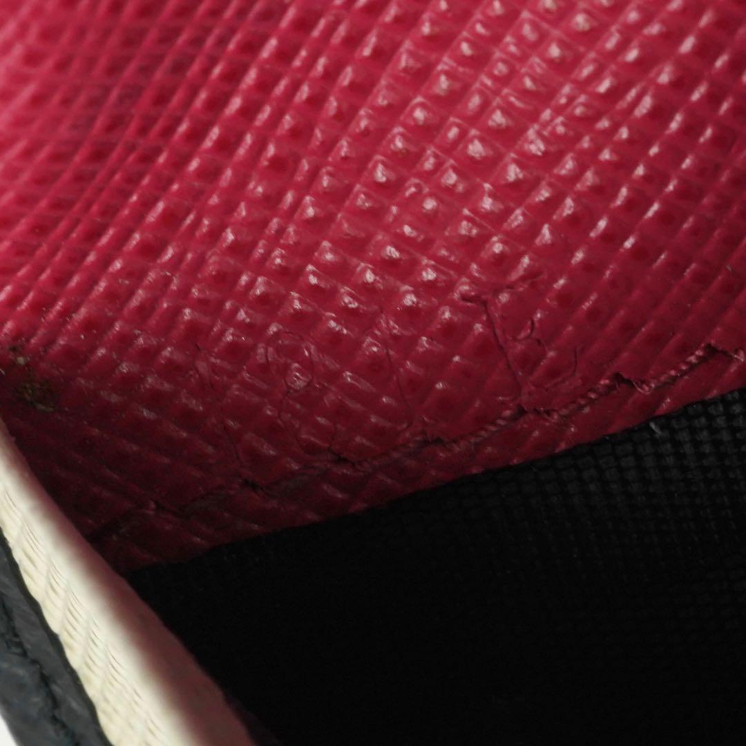 ✨未使用展示品・箱付き✨　PRADA キーケース　4連　サフィアーノレザー