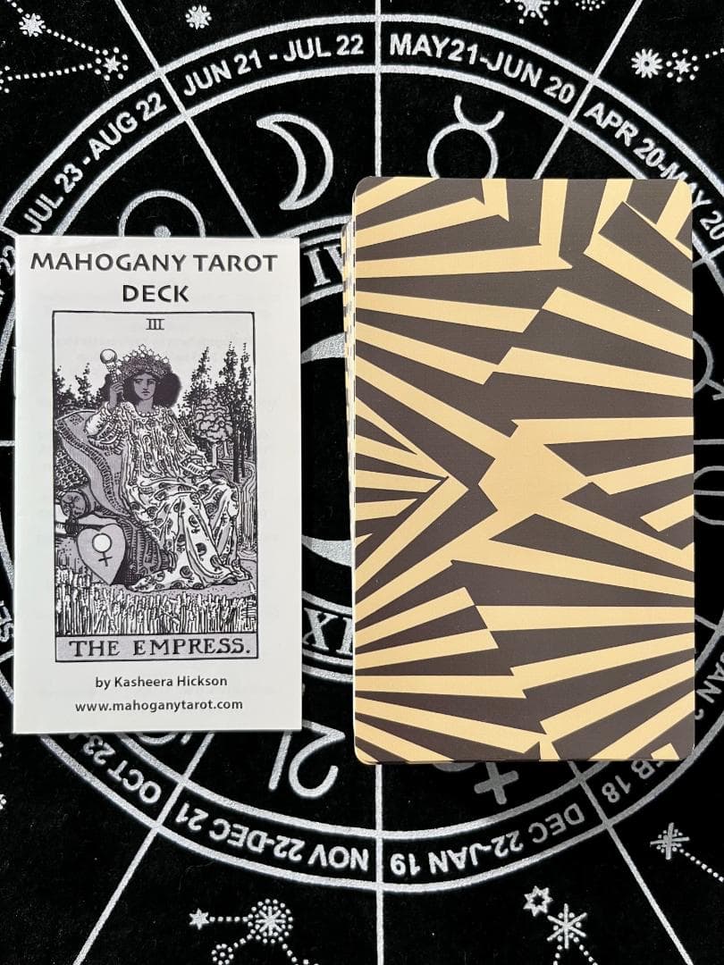 【正規品】Mahogany Tarot（英語版)