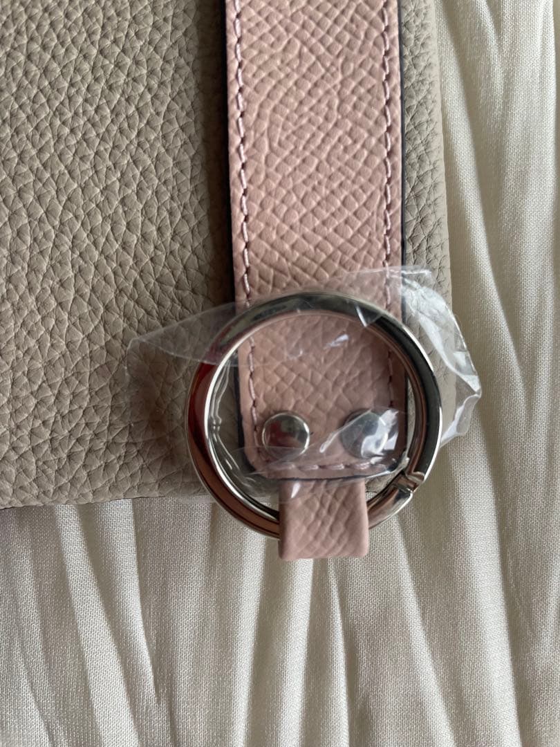 ボナベンチュラ iPhone14 ハンドル付き　バックカバーケース