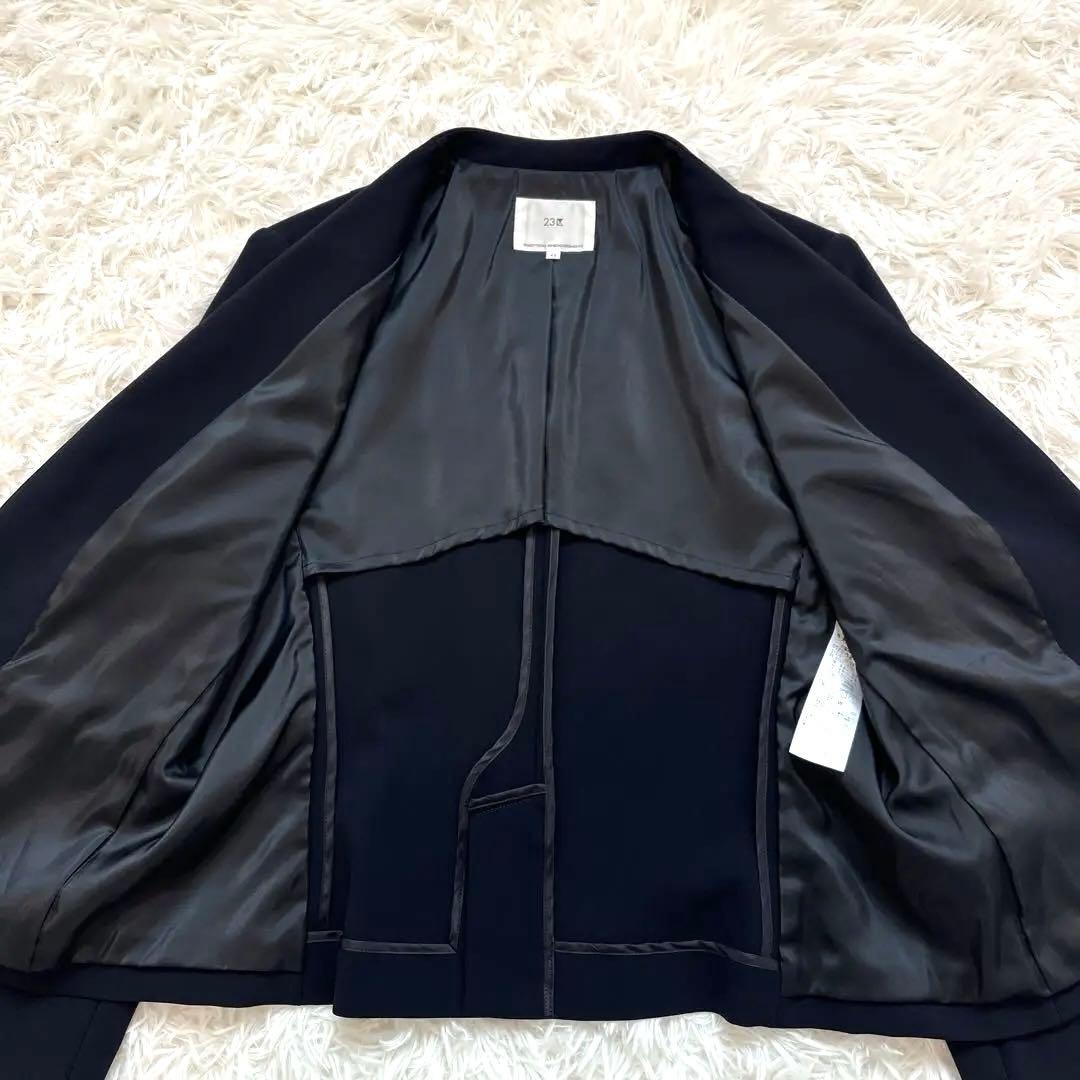 未使用品級☆ 23区 洗えるスーツ　スカートスーツ　ノーカラー　ネイビー　44