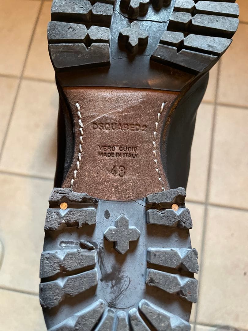 DSQUARED2 マウンテン　ブーツ