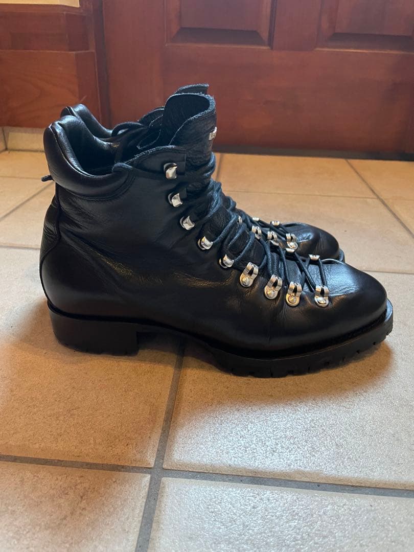 DSQUARED2 マウンテン　ブーツ