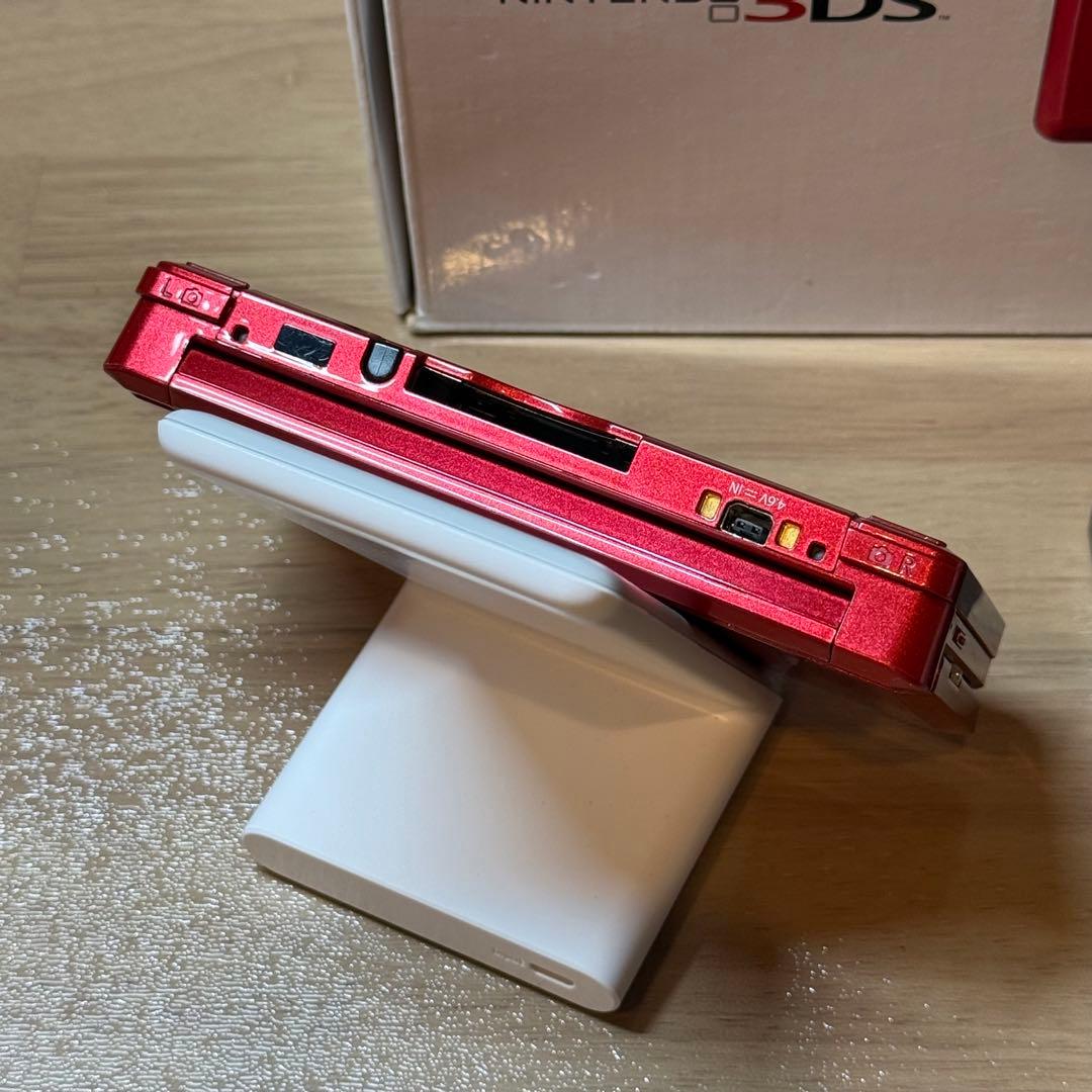 5-251 ニンテンドー3DS メタリックレッド 箱付き