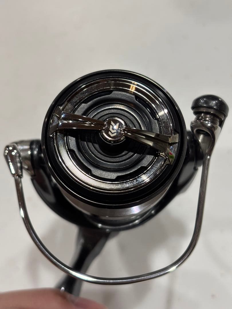 【美品】ダイワ　ルビアスPC LT2500-H