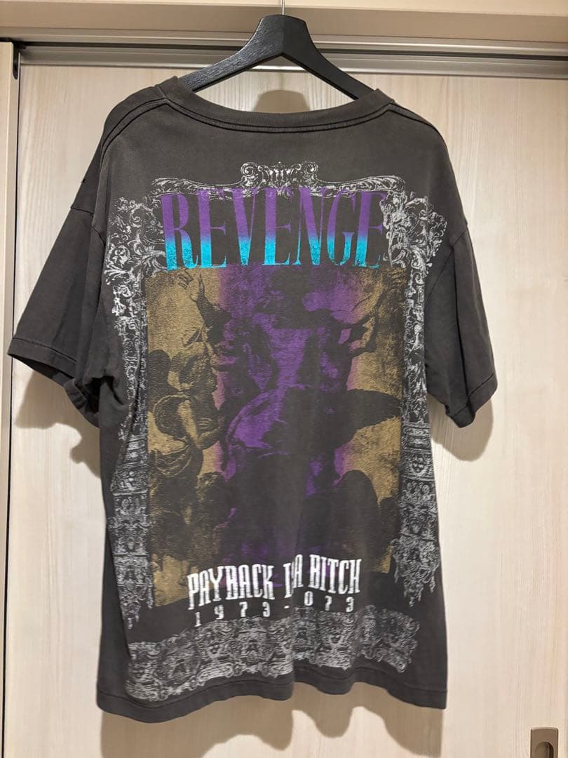 SAINT BerBerLin Revenge Tシャツ