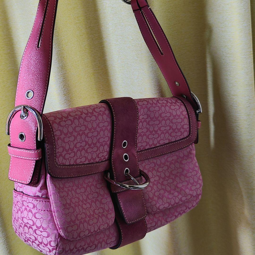 COACH　ピンク
