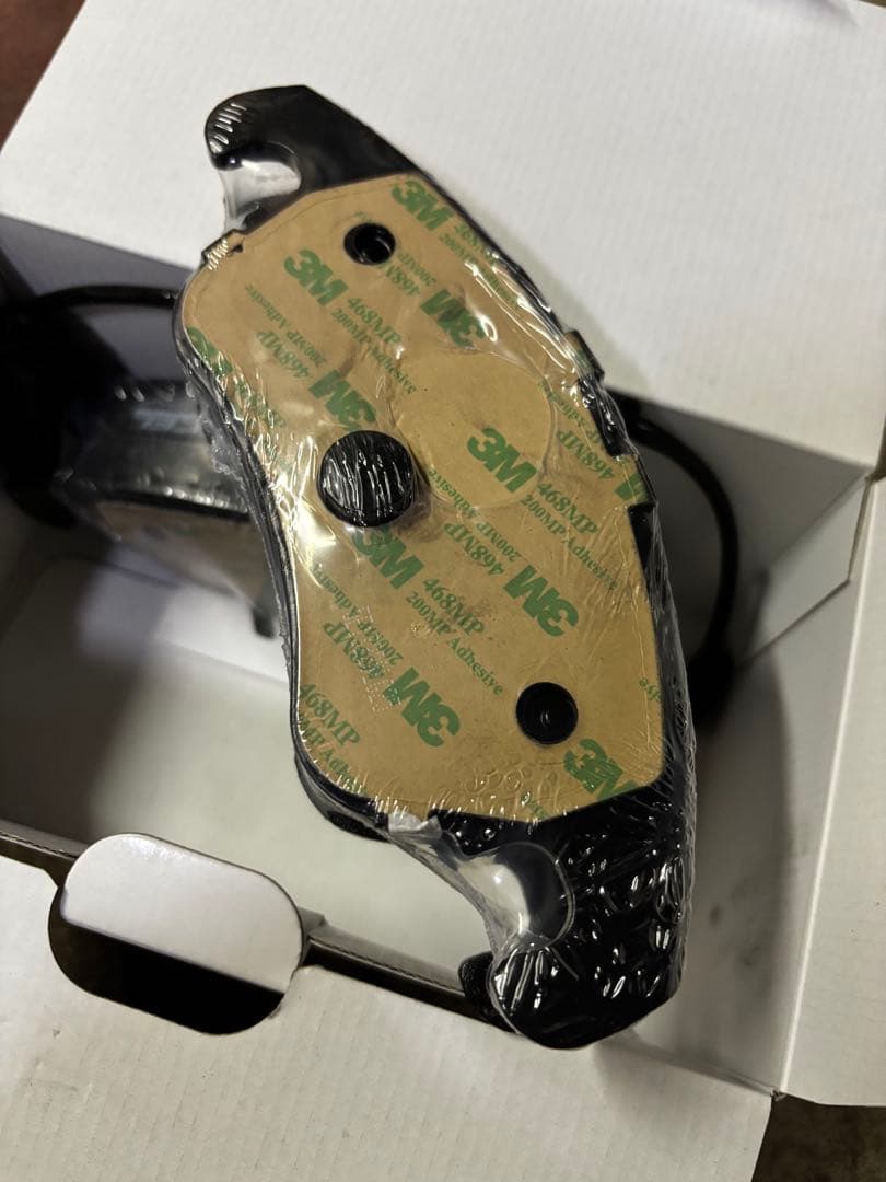 アウディ A7 ブレーキパッド　フロント用