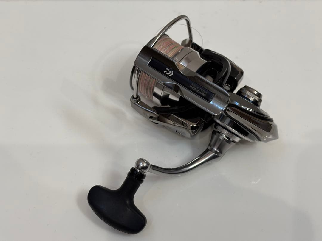 ダイワ18イグジスト 3000s-c