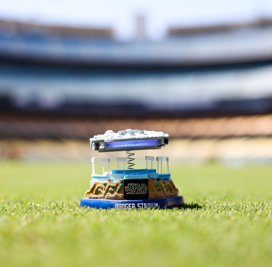 大谷翔平選手所属 ドジャース スターウォーズナイト ボブルヘッドSTARWARS