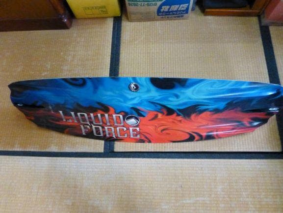 みなとみらい★ウェイクボード＆ブーツ＆牽引ロープ＆ウェットスーツ★