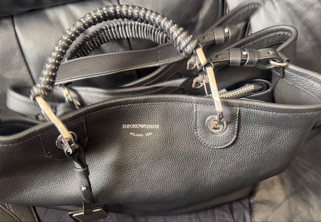 ロペ【フォロー割有り！^_^】エンポリオアルマーニ　レザートートバッグ美品