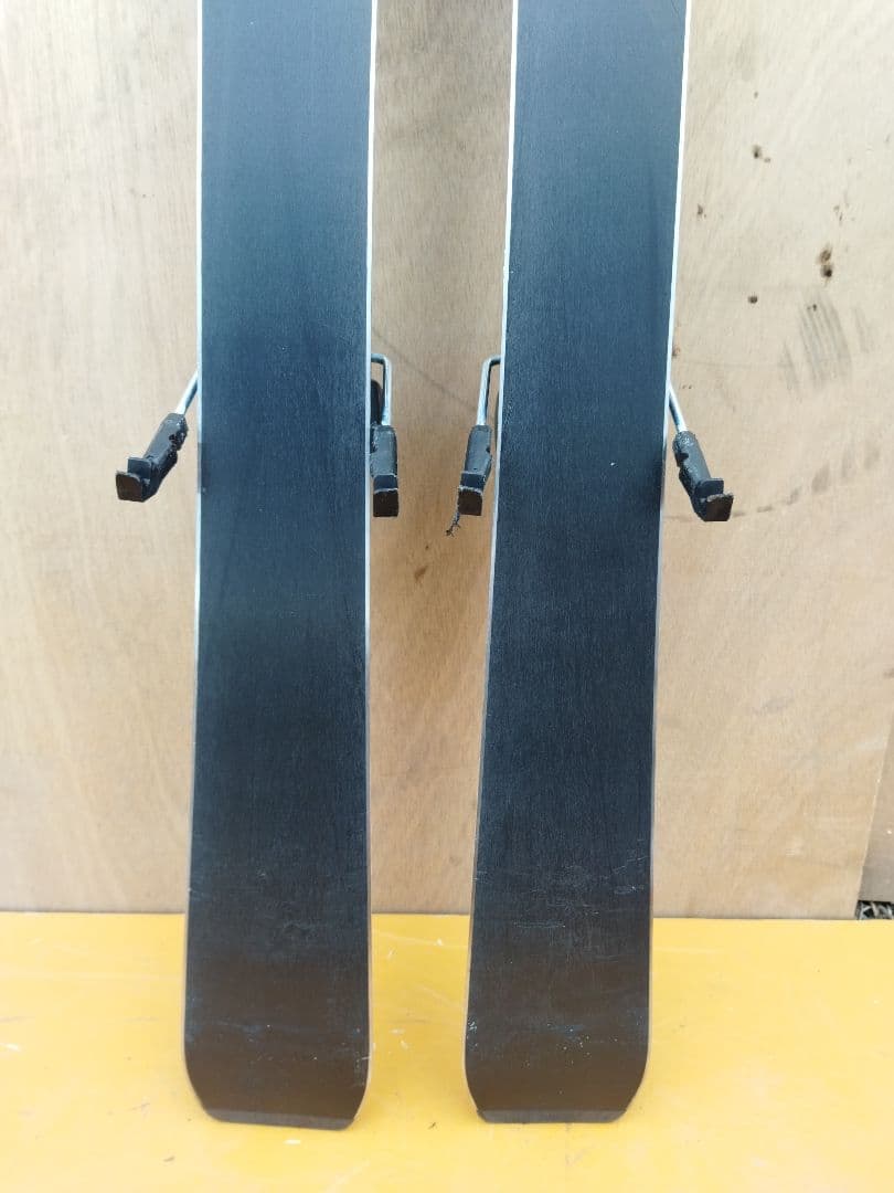 tom　サロモン　SALOMON S/RACE JR スキー板 110cm